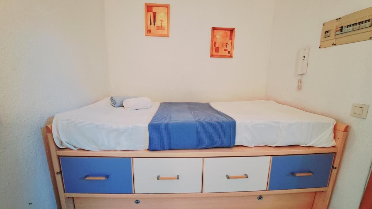 Apartamentos Navarra 07 Salou Kültér fotó