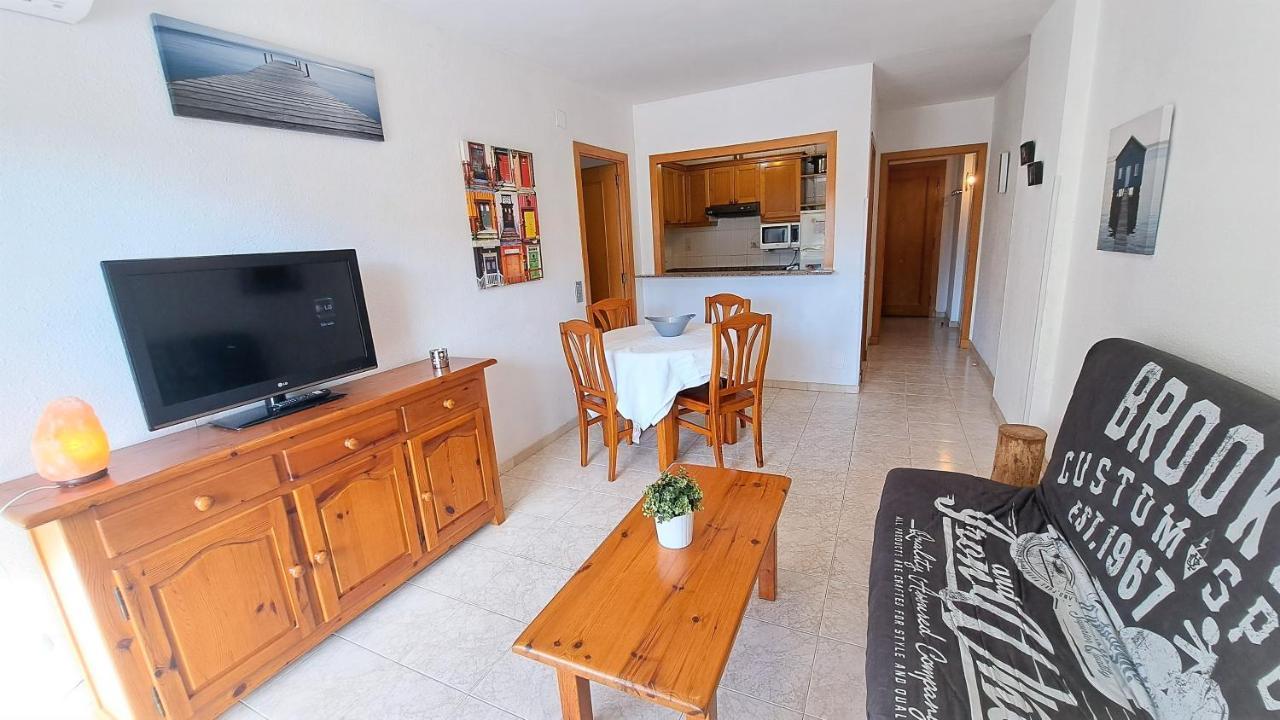 Apartamentos Navarra 07 Salou Kültér fotó