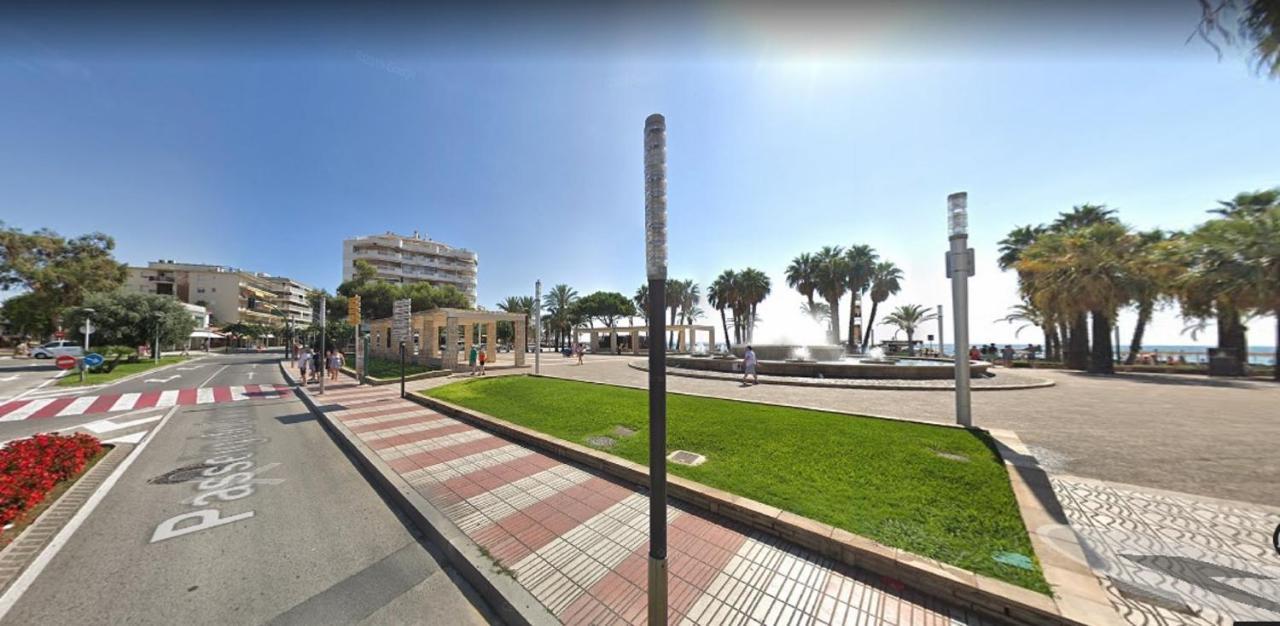 Apartamentos Navarra 07 Salou Kültér fotó