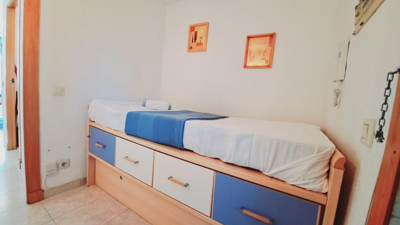 Apartamentos Navarra 07 Salou Kültér fotó